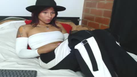 Snapshot of sofy_dep chatting on 11-29-25, 02:25 Sofy online show from 11-29-25, 02:25