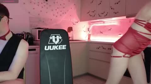 Snapshot of sofyandmike chatting on 10-18-25, 08:20 SOFYandMIKE online show from 10-18-25, 08:20