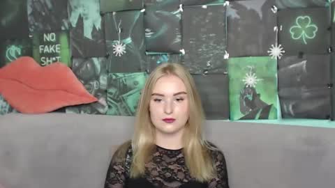 Snapshot of sofysoft chatting on 09-09-25, 04:45 sofysoft online show from 09-09-25, 04:45