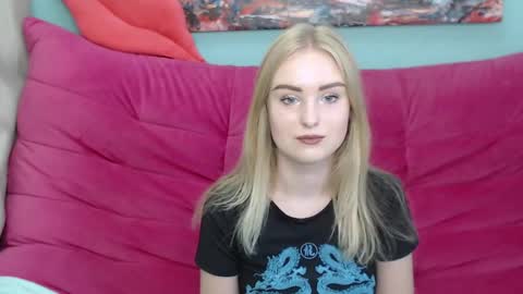 Snapshot of sofysoft chatting on 09-21-25, 05:09 sofysoft online show from 09-21-25, 05:09