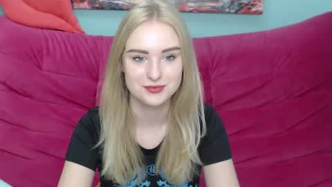 Snapshot of sofysoft chatting on 10-05-25, 04:44 sofysoft online show from 10-05-25, 04:44