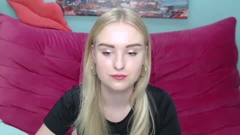 Snapshot of sofysoft chatting on 10-05-25, 04:49 sofysoft online show from 10-05-25, 04:49