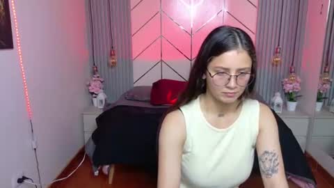 Sofy online show from 06-18-26, 09:41