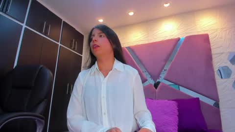 SOL  ANGEL online show from 05-19-26, 04:13