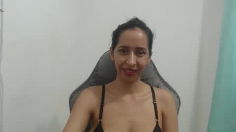 Sol lucia online show from 12-18-25, 12:00