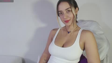     online show from 04-17-26, 01:03