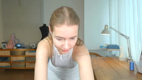 Bella online show from 01-20-25, 11:02