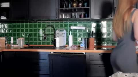 Bella online show from 03-14-26, 03:01