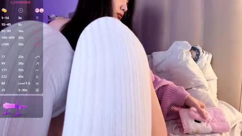 Snapshot of solar_marin chatting on 02-16-26, 08:49 Rin online show from 02-16-26, 08:49