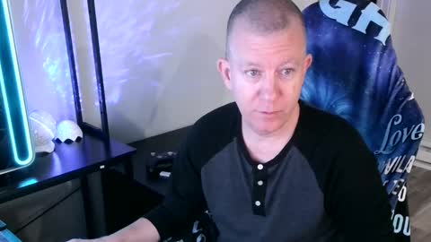 just ask  online show from 09-21-25, 03:35