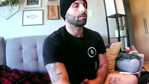 Snapshot of solarpwredlove chatting on 12-02-24, 11:07 solarpwredlove online show from 12-02-24, 11:07