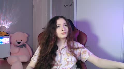 Becky online show from 04-28-26, 07:08
