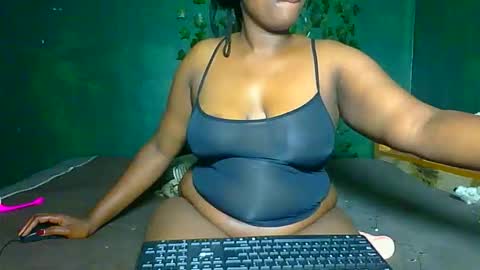 Solly bunny online show from 05-31-26, 02:20