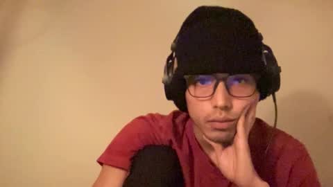 Snapshot of solmonier chatting on 12-16-25, 08:25 solmonier online show from 12-16-25, 08:25