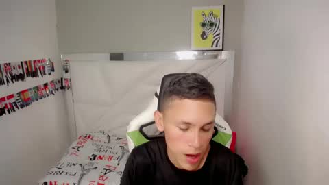 ESTEBAN online show from 05-07-26, 08:36
