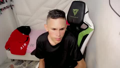 ESTEBAN online show from 05-18-26, 08:14