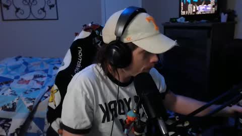 Lover Boi online show from 12-08-24, 04:04