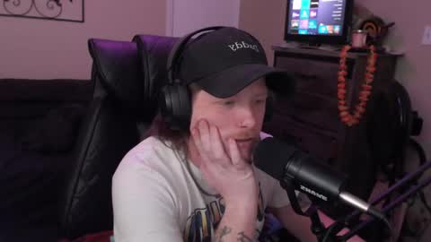 Lover Boi online show from 03-31-26, 01:29