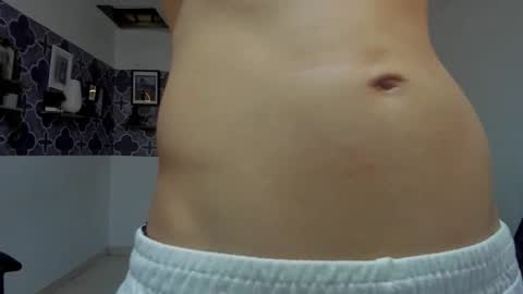 Snapshot of son_hades chatting on 10-23-25, 04:01 son_hades online show from 10-23-25, 04:01