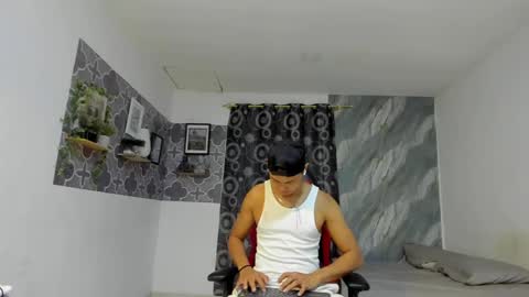 son_hades online show from 04-08-26, 03:39