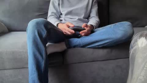 Sondages online show from 03-26-26, 08:09