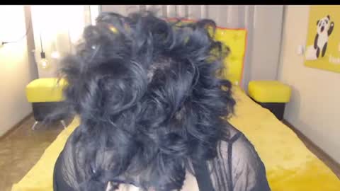 Snapshot of sondrariddle chatting on 02-17-26, 11:00 sondrariddle online show from 02-17-26, 11:00