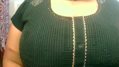 soni88888 online show from 01-28-25, 11:28