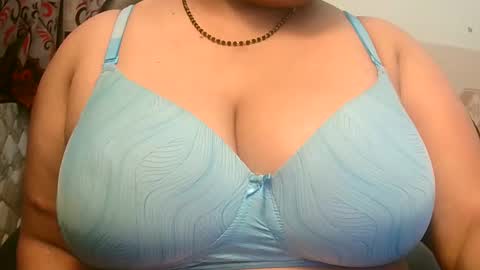 soni88888 online show from 02-07-25, 03:30