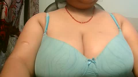 soni88888 online show from 02-14-25, 03:36