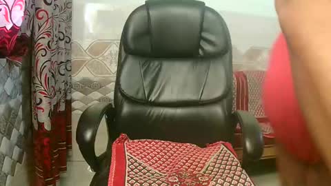 soni88888 online show from 03-09-25, 11:36