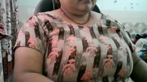 soni88888 online show from 05-18-26, 04:18