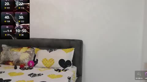 Snapshot of sonia_secret27 chatting on 09-30-25, 05:23 sonia online show from 09-30-25, 05:23