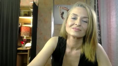 Sonia online show from 04-28-26, 02:11