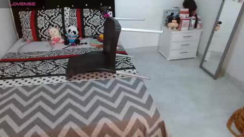 Snapshot of soniafuckboobs chatting on 10-02-25, 02:46 soniafuckboobs online show from 10-02-25, 02:46