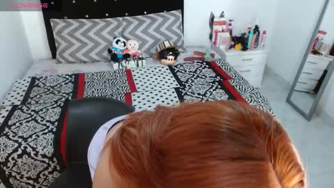 Snapshot of soniafuckboobs chatting on 11-12-25, 12:27 soniafuckboobs online show from 11-12-25, 12:27