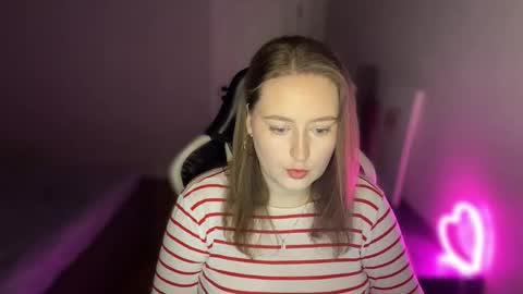 Snapshot of sonibear chatting on 02-12-26, 02:34 OksiFels online show from 02-12-26, 02:34