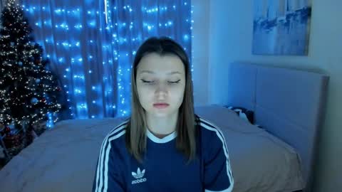 Snapshot of soninex chatting on 01-04-25, 11:43 SoniNex online show from 01-04-25, 11:43