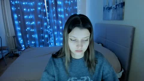 Snapshot of soninex chatting on 02-04-25, 12:11 SoniNex online show from 02-04-25, 12:11