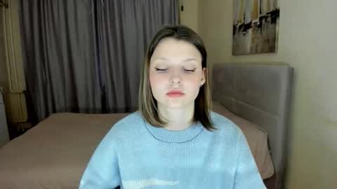 Snapshot of soninex chatting on 10-17-25, 02:41 SoniNex online show from 10-17-25, 02:41