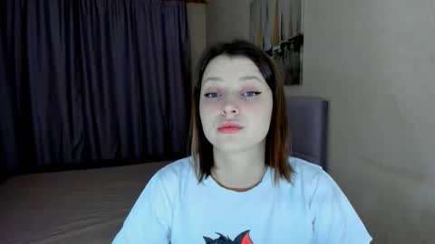 Snapshot of soninex chatting on 12-16-25, 03:28 SoniNex online show from 12-16-25, 03:28