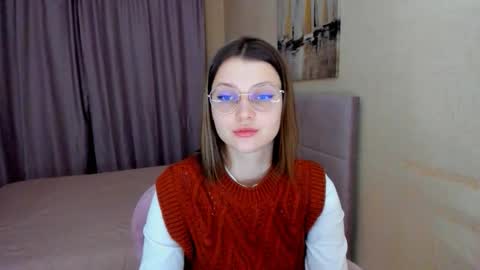 Snapshot of soninex chatting on 12-18-25, 03:51 SoniNex online show from 12-18-25, 03:51