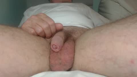 Snapshot of sonnydonut chatting on 09-28-25, 09:58 Max Banana online show from 09-28-25, 09:58