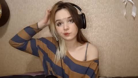 Snapshot of sonwosick chatting on 03-05-26, 05:31 Mila online show from 03-05-26, 05:31