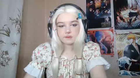 Snapshot of sonwosick chatting on 03-19-26, 05:17 Mila online show from 03-19-26, 05:17