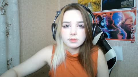 Snapshot of sonwosick chatting on 04-09-26, 05:07 Mila online show from 04-09-26, 05:07