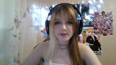 Snapshot of sonwosick chatting on 07-17-26, 02:13 Mila online show from 07-17-26, 02:13