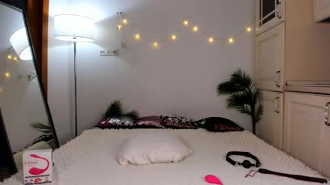 Snapshot of sonya_baby chatting on 01-27-25, 02:02 SONIA online show from 01-27-25, 02:02