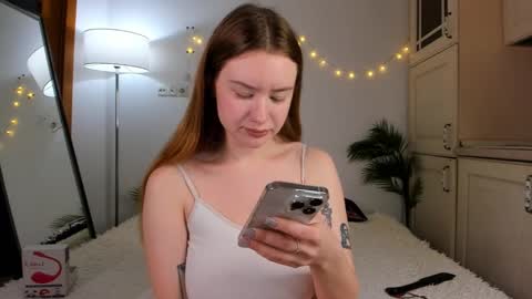 Snapshot of sonya_baby chatting on 02-11-25, 12:48 SONIA online show from 02-11-25, 12:48