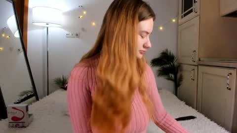 Snapshot of sonya_baby chatting on 02-12-25, 03:38 SONIA online show from 02-12-25, 03:38