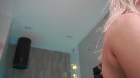 Snapshot of sonya_kelsey chatting on 02-04-25, 06:38 Sofia online show from 02-04-25, 06:38